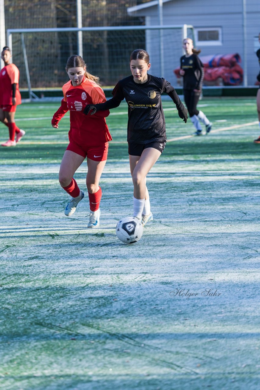 Bild 231 - wBJ VfL Pinneberg2 - Eimsbuttler TV 3 : Ergebnis: 5:0